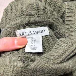 Green hooded sweater